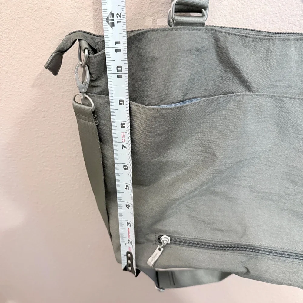 Baggallini Any Day Tote Bag Gray Nylon Travel Shoulder Crossbody Laptop Work Bag
